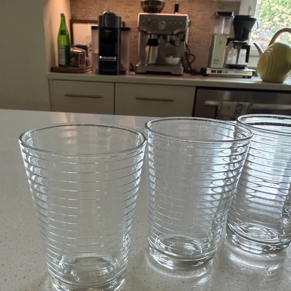 Crate & Barrel Set of 4 Juice Ring Glasses